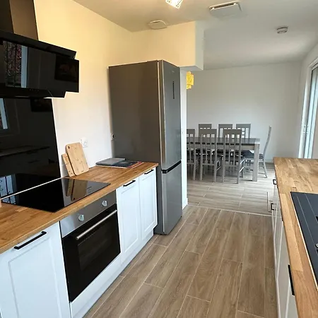 Holiday home Iska - 6velos-calme-piscine-moderne-centre-port-plages