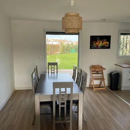 Holiday home Iska - 6velos-calme-piscine-moderne-centre-port-plages